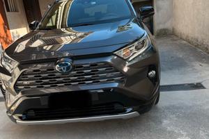 RAV 4