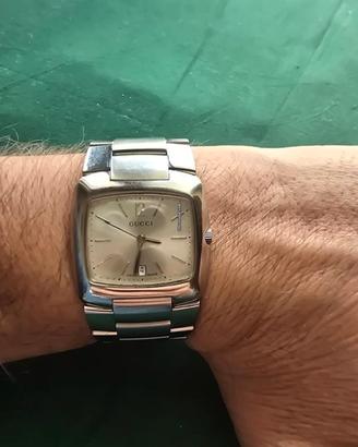 Orologio da polso svizzero gucci  originale
