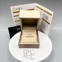 Anello Solitario con Diamanti Moissanite