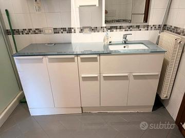 Mobile bagno + colonna + specchio + pensile