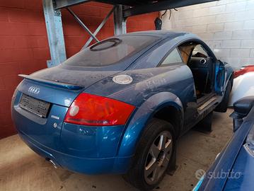 AUDI TT PRIMA SERIE RICAMBI USATI GARANTITI