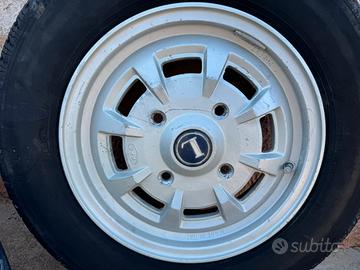 Cerchio lancia fulvia 3 fps 4/1/2x14 pirelli n.o.s