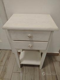 comodino legno 