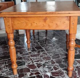 Tavolo da cucina con apertura a libro