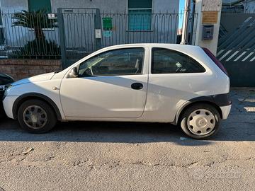 Operl corsa 1,0 benzina