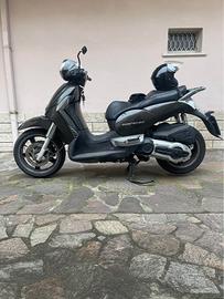 Scarabeo 500ie Light