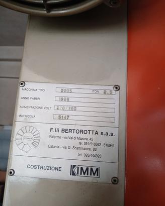 Ponte sollevatore auto