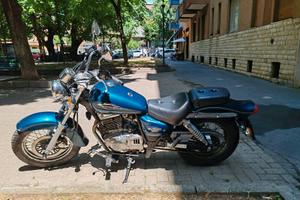 Suzuki Marauder 250