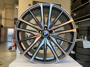 Cerchi Bmw X6 X7 X5 X3 X4 raggio 22 cod.87324