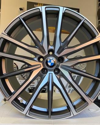 Cerchi Bmw X6 X7 X5 X3 X4 raggio 22 cod.87324