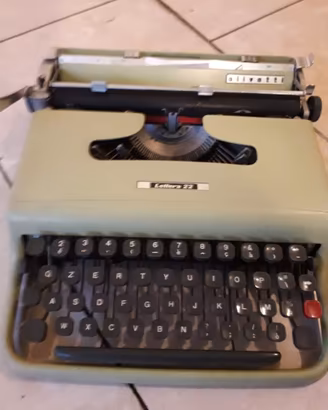 OLIVETTI LETTERA 22 Anno 1955 matr. 202464