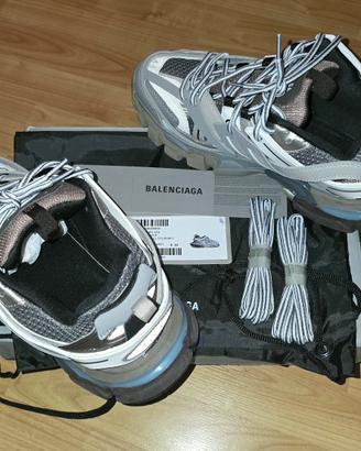 Balenciaga track 