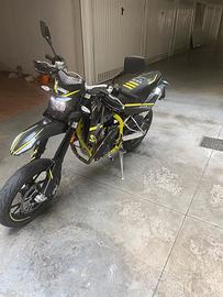 Moto 125 swm