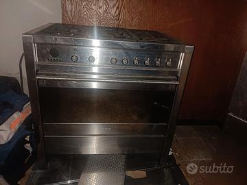 Cucina smeg + cappa e copri tubo
