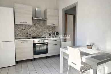 RIF. 601 - AMPIO MONOLOCALE LOCATO IN CENTRO SENZA