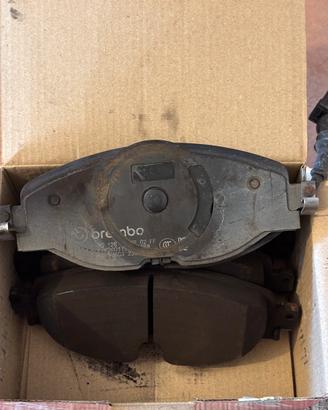 Pastiglie freno anteriori Brembo P 85 126 - P85126