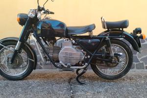 Moto Guzzi 500 Nuovo Falcone del 1973