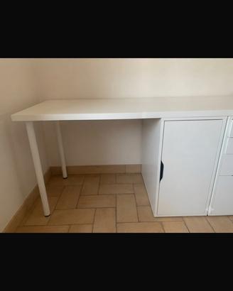 Scrivania bianca Ikea, + cassettiera o armadietto
