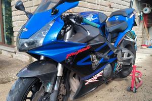 Honda CBR 954 Fireblade