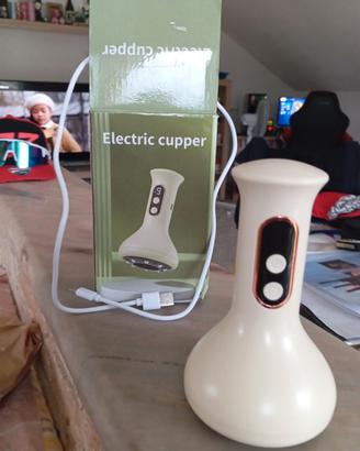 massaggiatore elettrico a ventosa 