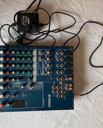 Mixer, Yamaha "mixing console" MG 82CX.
