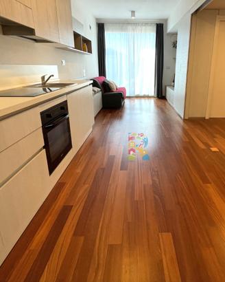 Luminoso app.to con posto auto coperto - R27