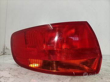 STOP FANALE POSTERIORE SINISTRO AUDI A3 Serie (8P1