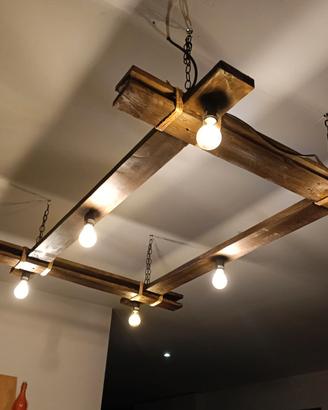 LAMPADARIO RUSTICO ARTIGIANALE IN LEGNO 6 LUCI