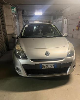 Reanult clio 2009 usata (NEOPATENTATO)