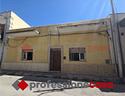 immobile-indipendente-da-ristrutturare-con-cortile