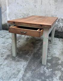 Tavolo da cucina 