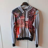 Giacca fantasia con cappuccio