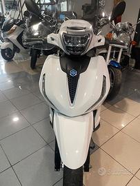 Piaggio Beverly 300 i.e.