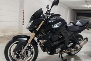 KAWASAKI Z 1000 DA VETRINA 