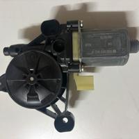 Golf 7 Motorino alzavetro anteriore destro