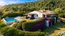 villa-indipendente-con-piscina-arzachena