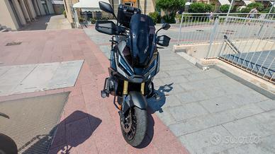 Honda x-adv 750 2023