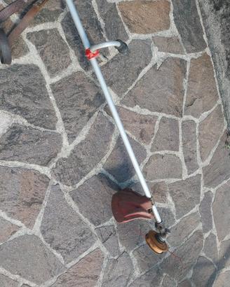 Decespugliatore SHIDAWA T-27