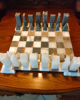 Scacchiera in alabastro 