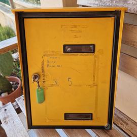 Cassetta Postale Gialla - Formato Grande A4