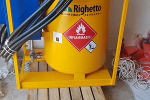 Serbatoio benzina omologato 320lt