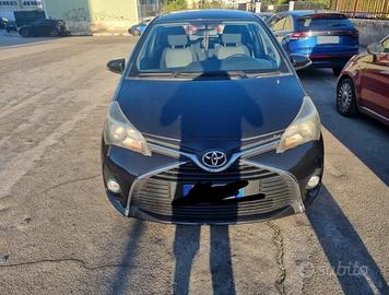 Toyota Yaris 1.0 VVT-i Trend