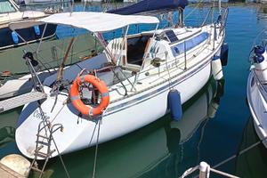 Barca a vela CBS 888 cabinato di 9 metri