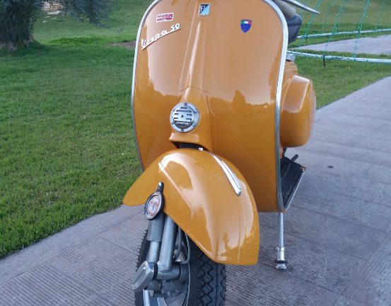 Vespa 50