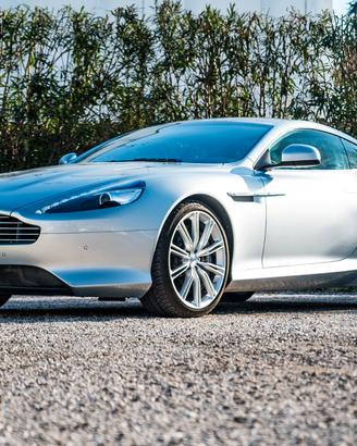 Aston Martin Virage -