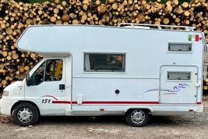 Camper mansardato 2.8 idTD, anno 2000.