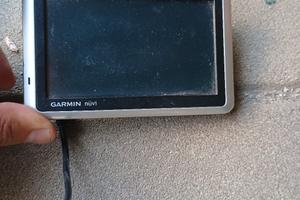 Navigatore auto Garmin Nuvi