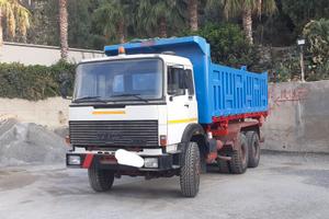 Camion iveco 330.35
