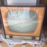 Televisore vintage Sylvania