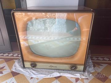 Televisore vintage Sylvania